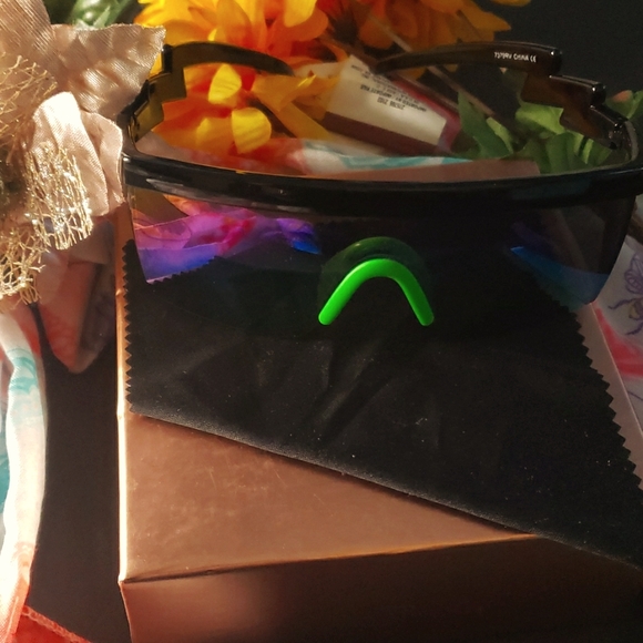 Other - Men cycling Shades